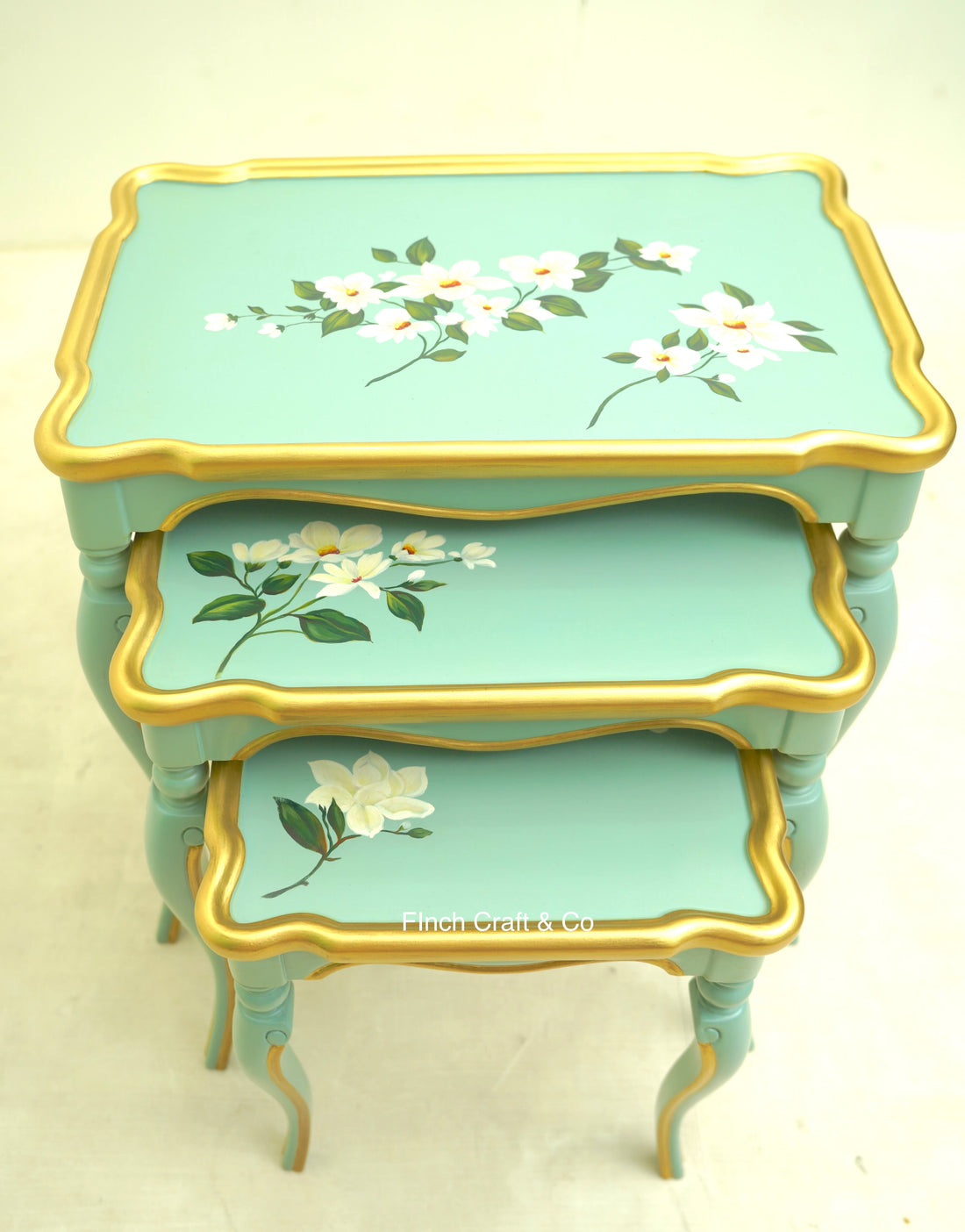 nesting-table